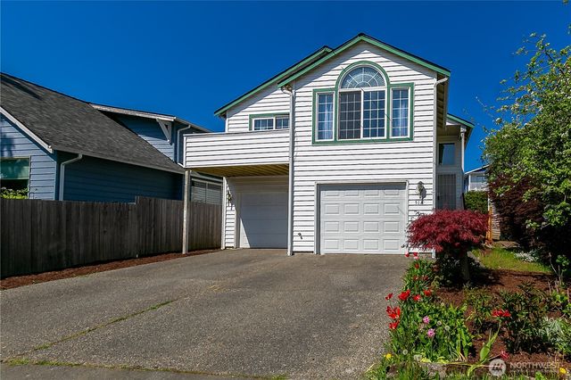 512 N 104th Street, Seattle, WA 98133
