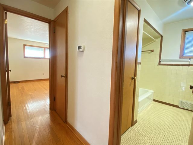 422 Market St, Belle Vernon, PA 15012