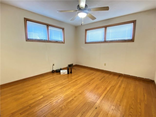 422 Market St, Belle Vernon, PA 15012