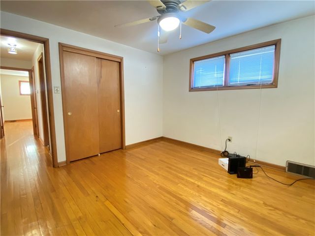 422 Market St, Belle Vernon, PA 15012