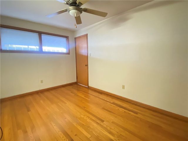 422 Market St, Belle Vernon, PA 15012