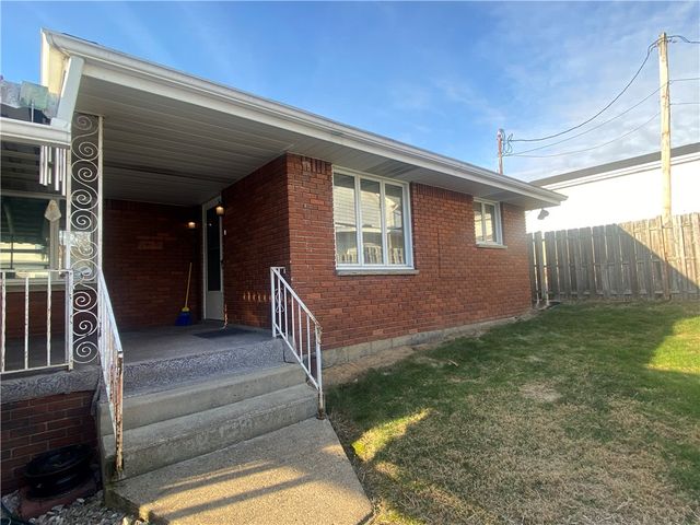 422 Market St, Belle Vernon, PA 15012