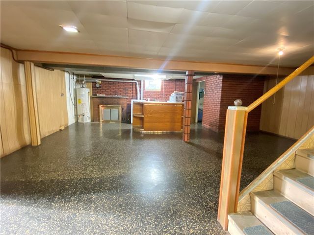 422 Market St, Belle Vernon, PA 15012