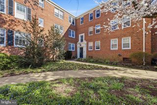 6611 E WAKEFIELD DR #C1, Alexandria, VA 22307