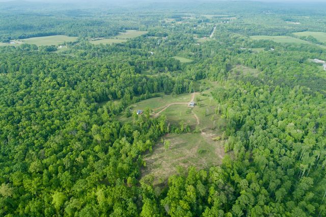 40A Barker Cove Loop, Palmer, TN 37365