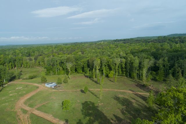 40A Barker Cove Loop, Palmer, TN 37365