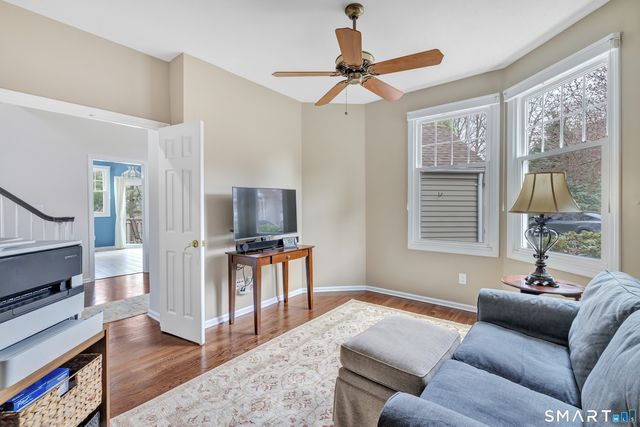 11 Greystone 11, Shelton, CT 06484