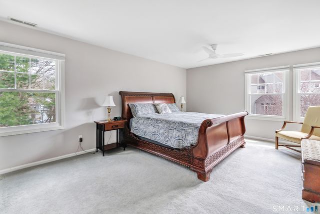 11 Greystone 11, Shelton, CT 06484
