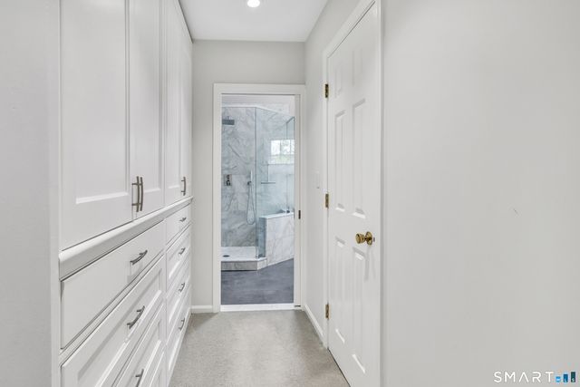 11 Greystone 11, Shelton, CT 06484