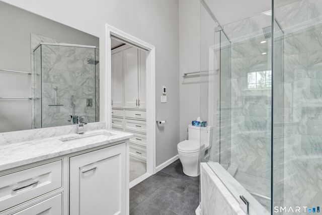 11 Greystone 11, Shelton, CT 06484