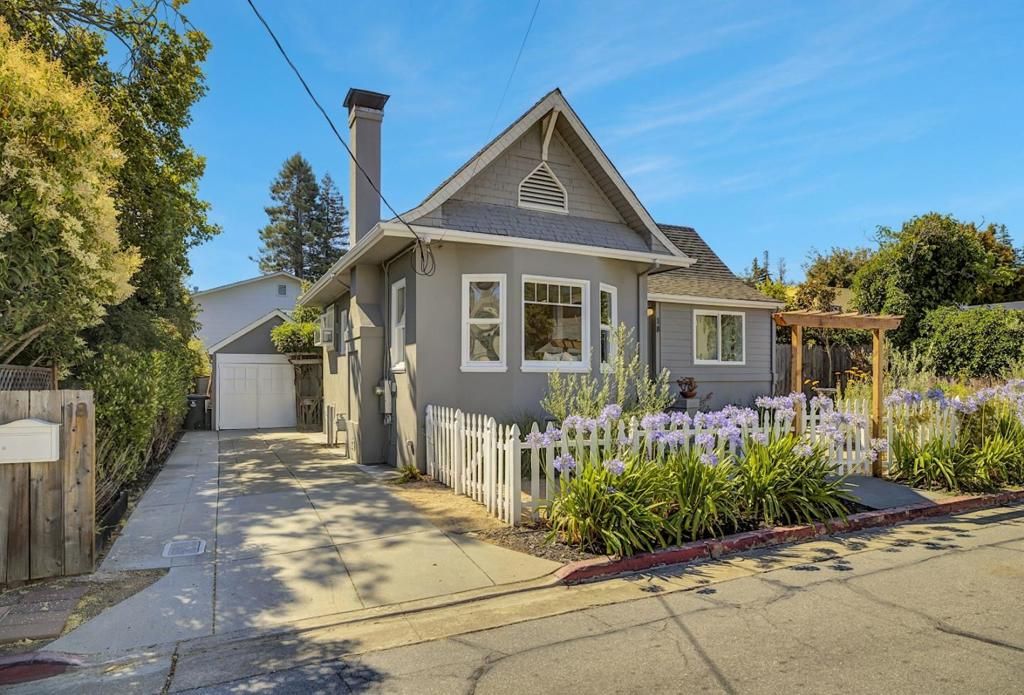 18 Saint Johns Court, San Mateo, CA 94401
