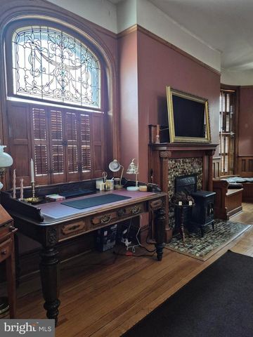 101 E BALTIMORE ST, Greencastle, PA 17225