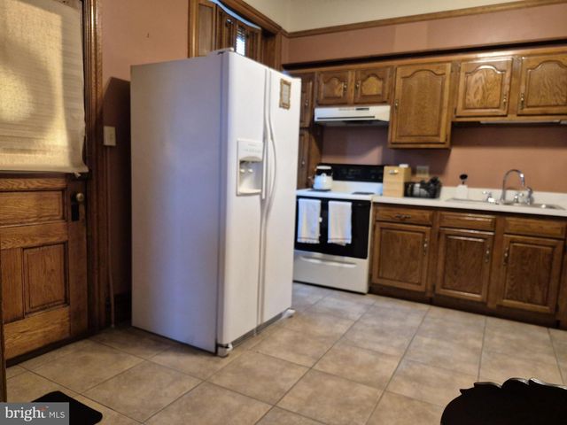 101 E BALTIMORE ST, Greencastle, PA 17225