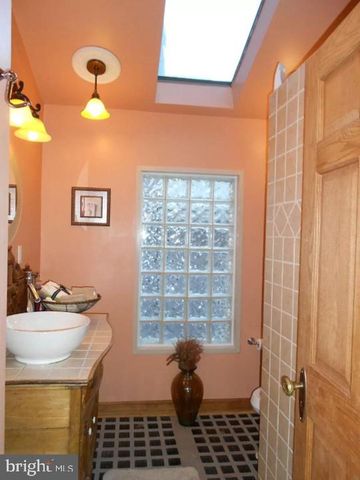 101 E BALTIMORE ST, Greencastle, PA 17225