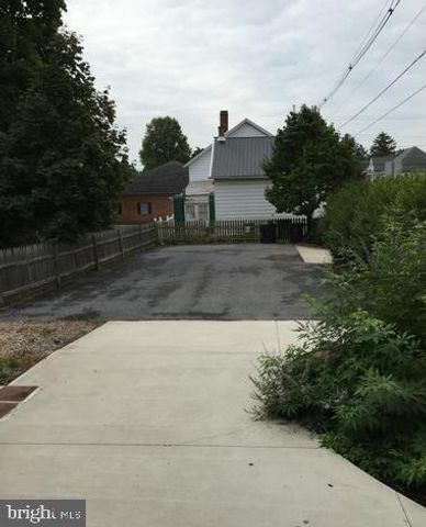 101 E BALTIMORE ST, Greencastle, PA 17225