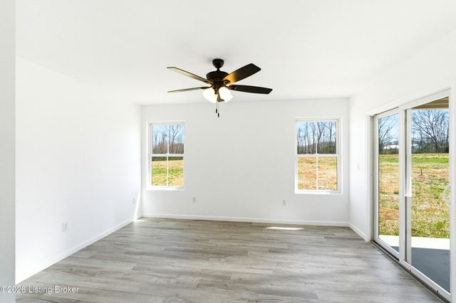 116 Sweet Grass Ct, Hodgenville, KY 42748