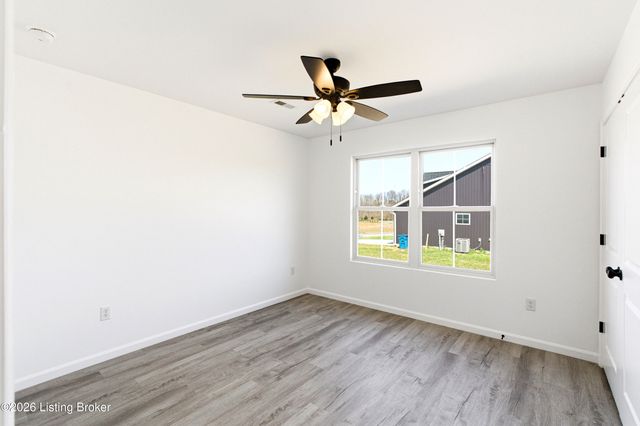116 Sweet Grass Ct, Hodgenville, KY 42748