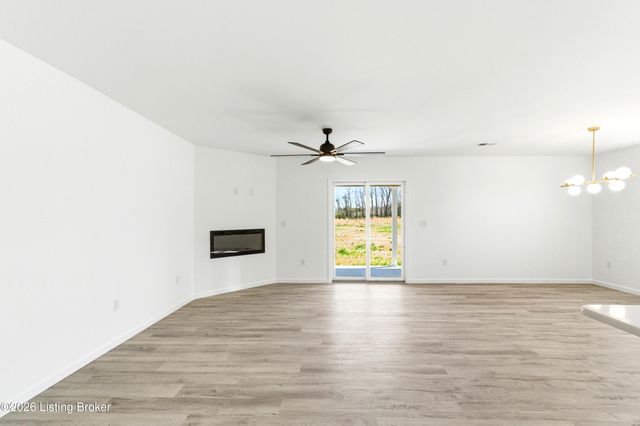 116 Sweet Grass Ct, Hodgenville, KY 42748