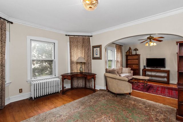 7415 Dixon Street, Forest Park, IL 60130
