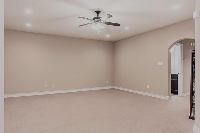 9039 Centennial Drive, Conroe, TX 77384