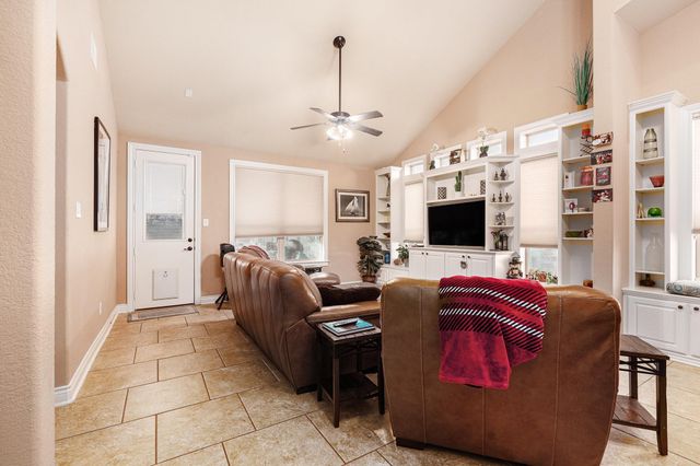 9039 Centennial Drive, Conroe, TX 77384