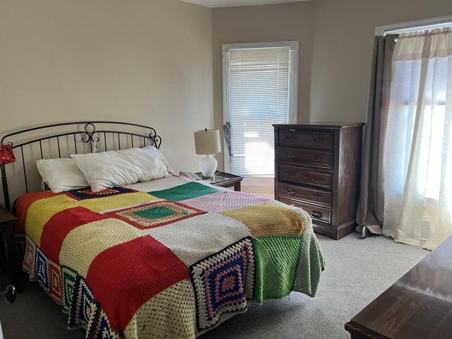 2210 N 34th STREET, Milwaukee, WI 53208