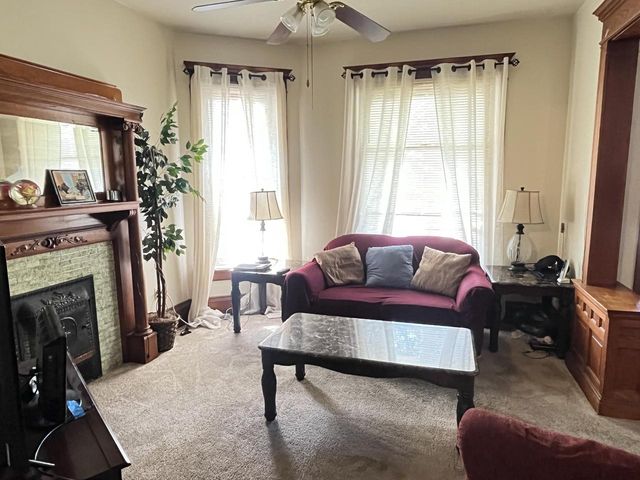 2210 N 34th STREET, Milwaukee, WI 53208