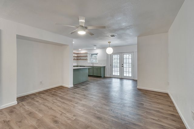 2110 Aggie Drive, Grand Prairie, TX 75051