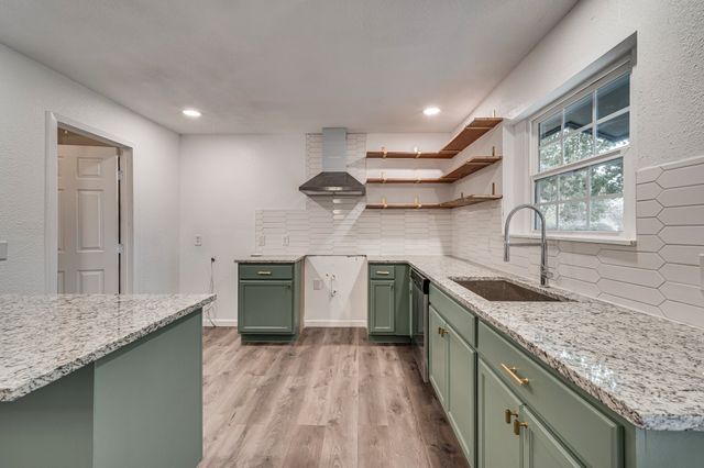 2110 Aggie Drive, Grand Prairie, TX 75051