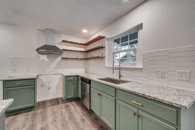 2110 Aggie Drive, Grand Prairie, TX 75051
