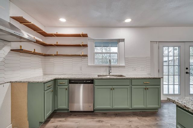 2110 Aggie Drive, Grand Prairie, TX 75051