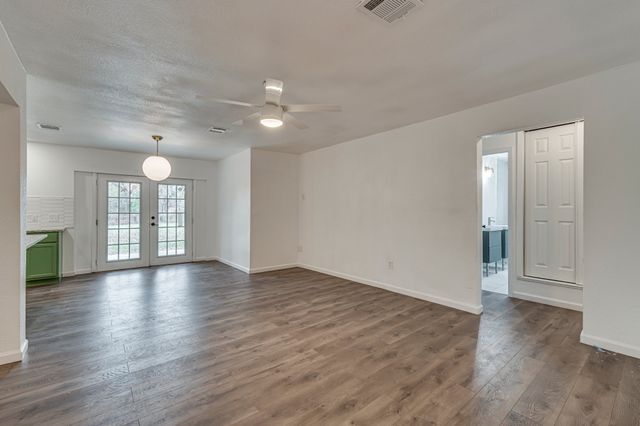 2110 Aggie Drive, Grand Prairie, TX 75051