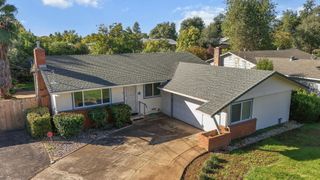 953 Camino Court, Redding, CA 96002