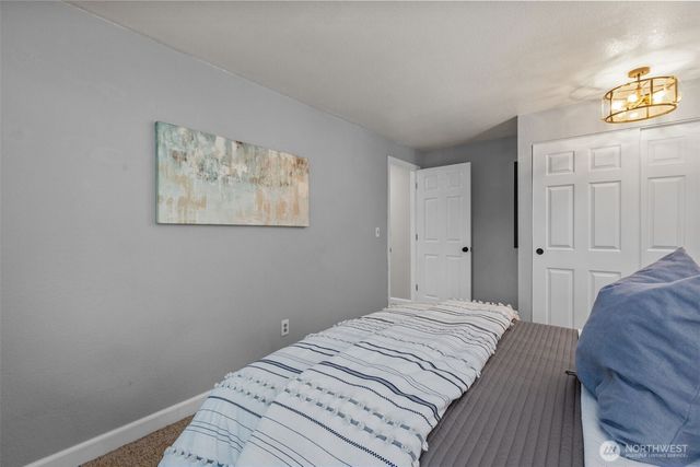 1812 SW 214th Street, Lynnwood, WA 98036