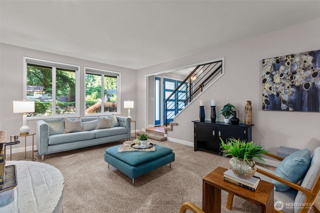 1812 SW 214th Street, Lynnwood, WA 98036