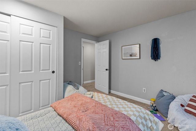 1812 SW 214th Street, Lynnwood, WA 98036