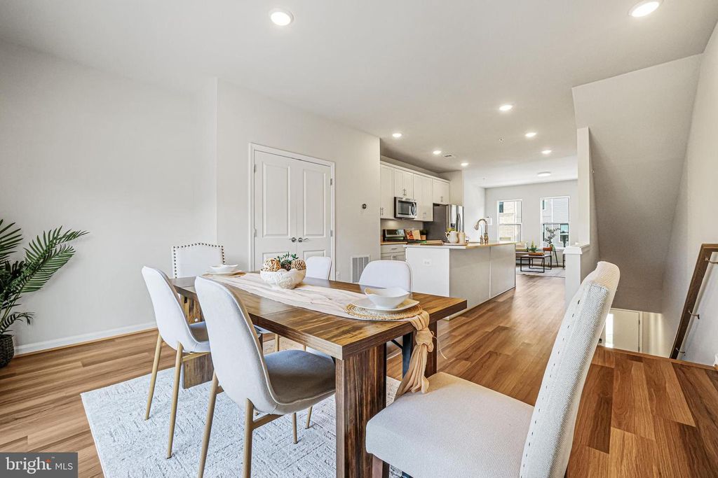 Image 18 of property listing at 3231 WATERSHED BLVD, Laurel, MD 20724