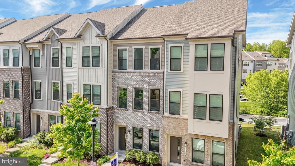 Image 3 of property listing at 3231 WATERSHED BLVD, Laurel, MD 20724