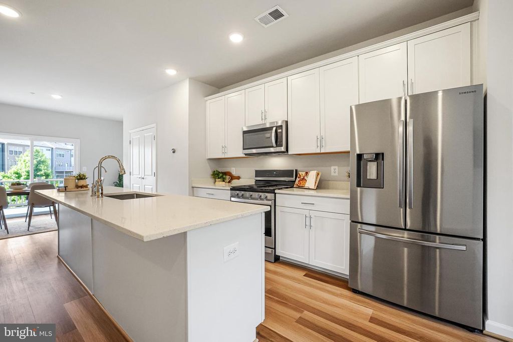 Image 8 of property listing at 3231 WATERSHED BLVD, Laurel, MD 20724