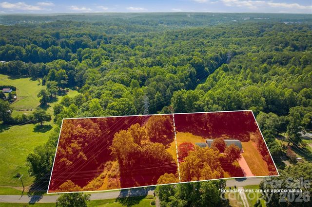 1208 35th Street Place NE 8, Conover, NC 28613