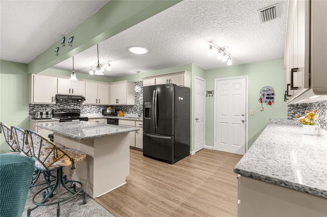 8662 SW 96TH LANE A, Ocala, FL 34481