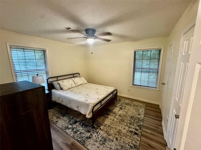 148 Crest Lane, Onalaska, TX 77360