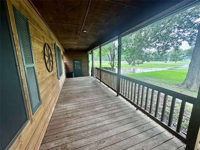 148 Crest Lane, Onalaska, TX 77360