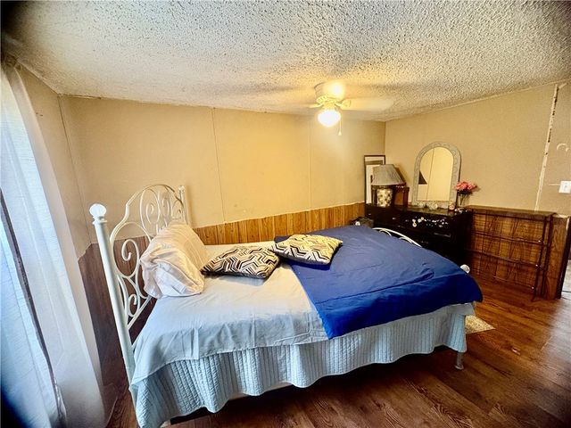 5641 Fleetwood Lane, Blackshear, GA 31516