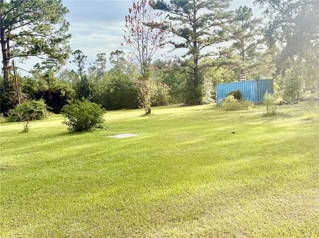 5641 Fleetwood Lane, Blackshear, GA 31516