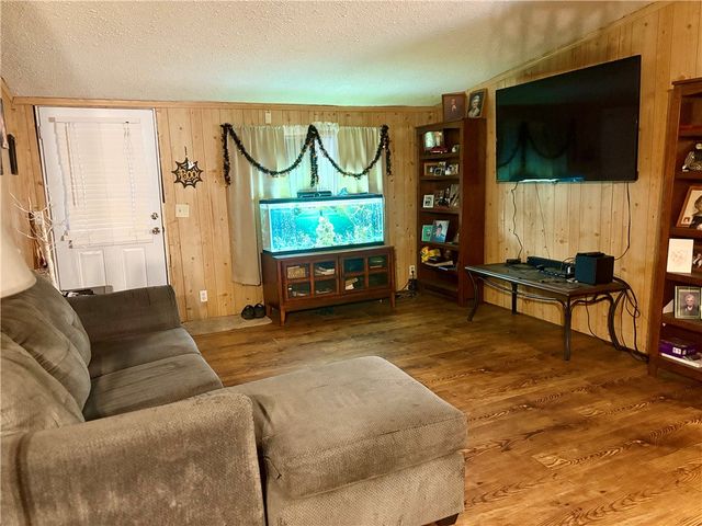 5641 Fleetwood Lane, Blackshear, GA 31516