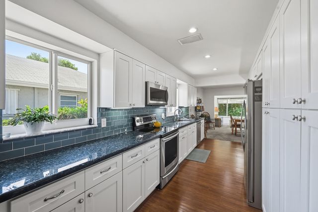 321 Del Rio Boulevard, Boca Raton, FL 33432