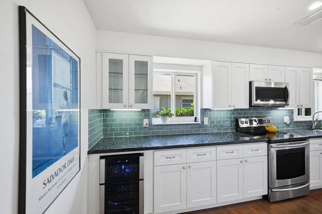 321 Del Rio Boulevard, Boca Raton, FL 33432