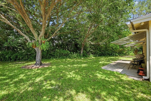 321 Del Rio Boulevard, Boca Raton, FL 33432