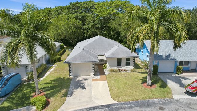 321 Del Rio Boulevard, Boca Raton, FL 33432
